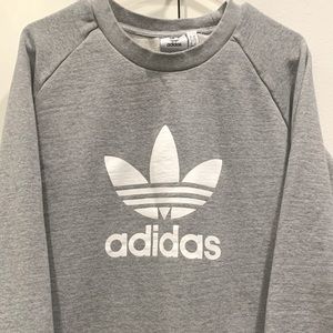 Addidas Pullover Sweater 🖤🤍🖤🤍🖤